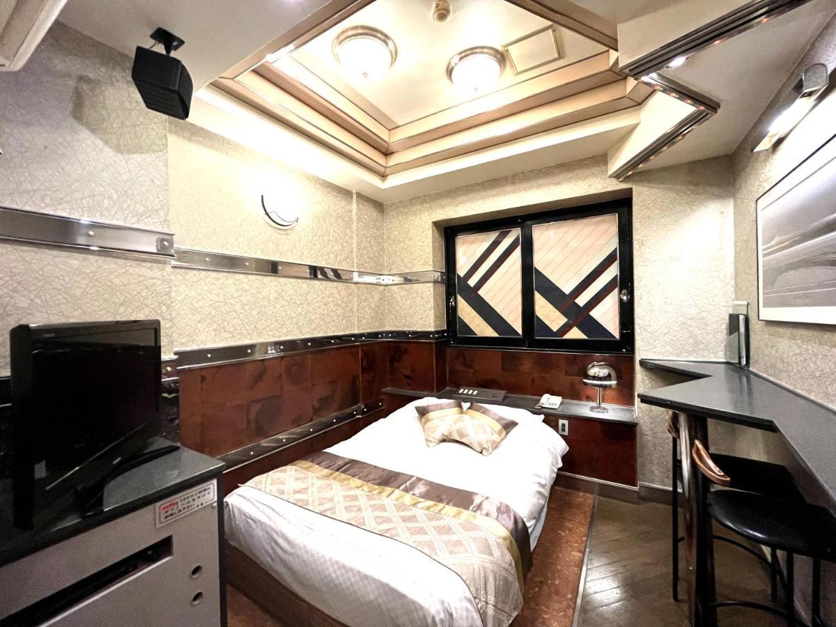 Hotel Crystal 大人専用 Tokio Exterior foto